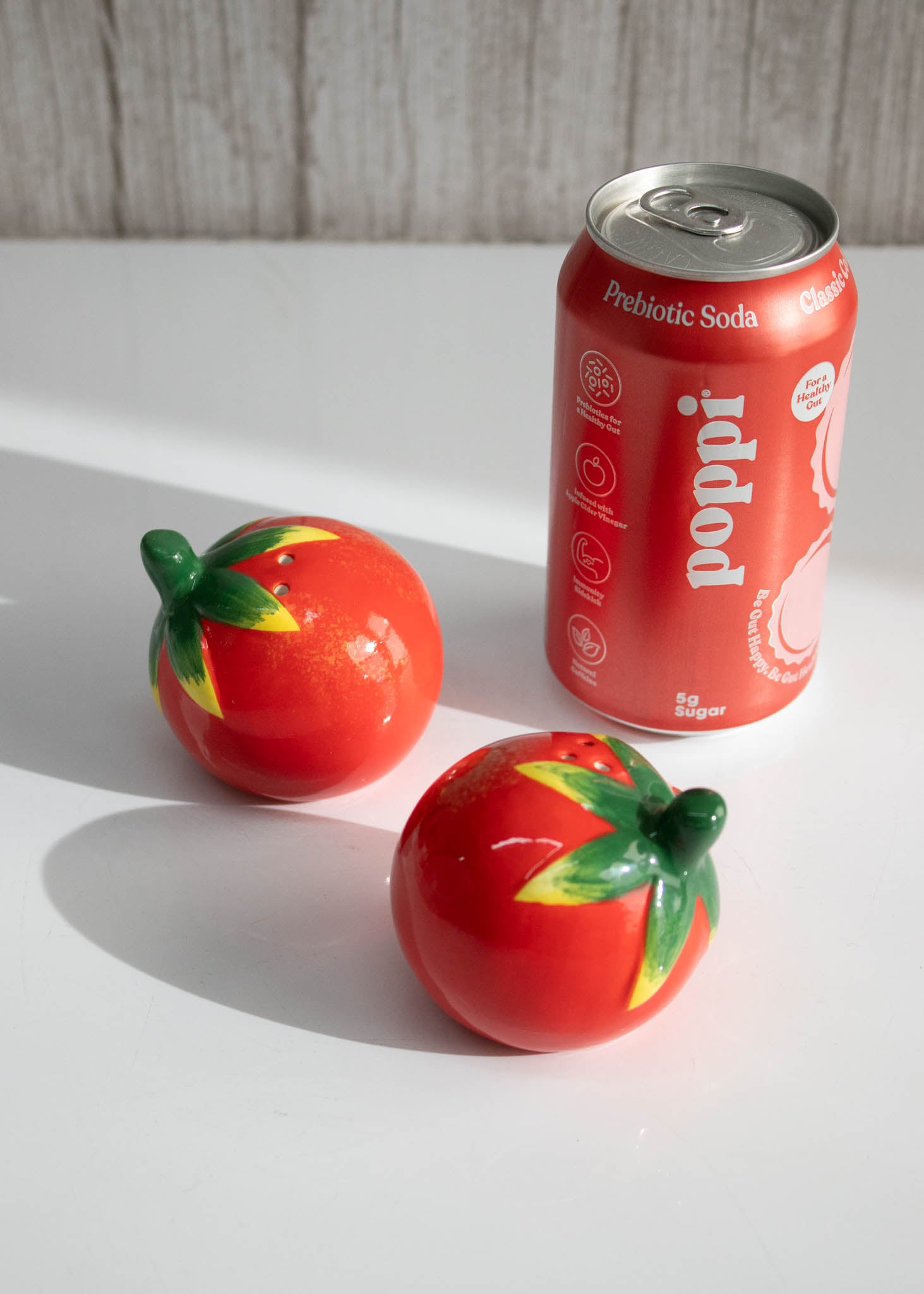 tomato salt & pepper shaker
