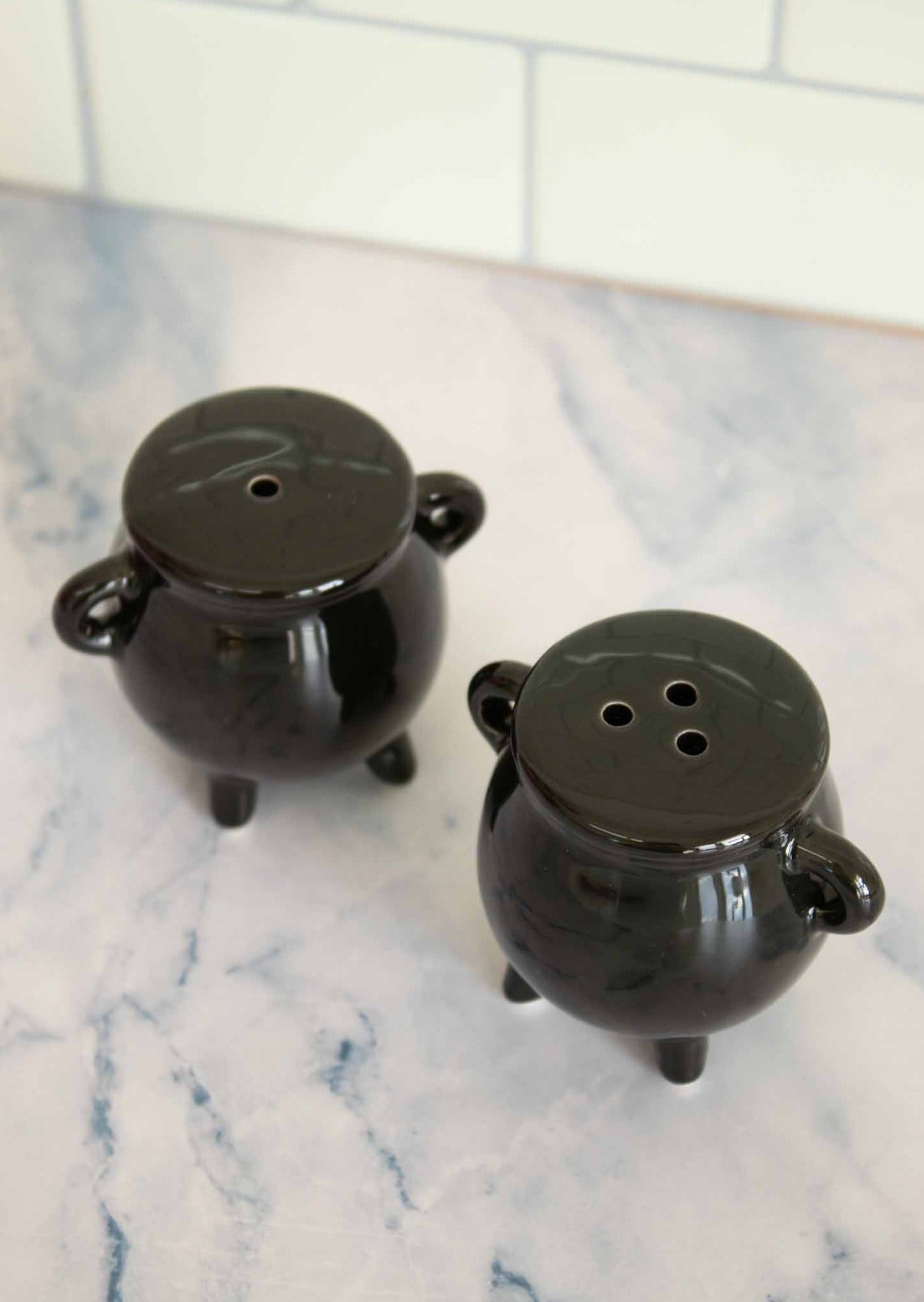 cauldron salt and pepper shakers